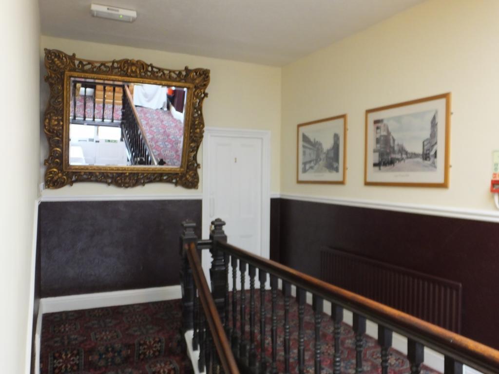 Railway Hotel Faversham Eksteriør billede