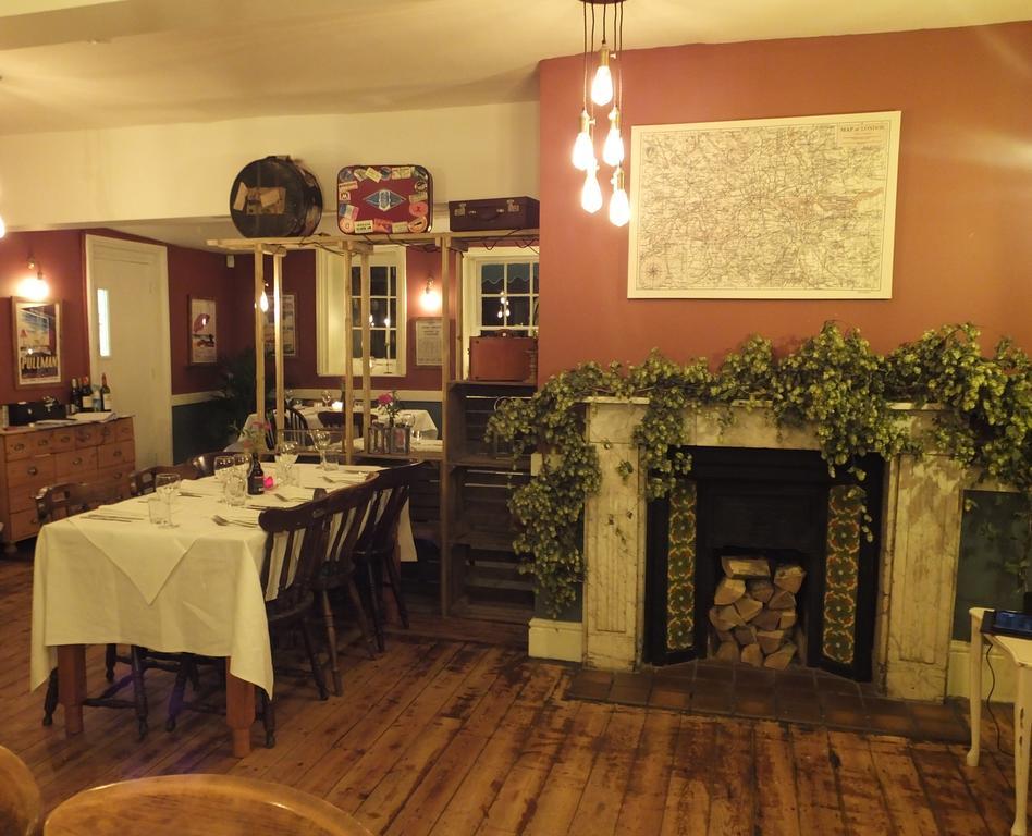 Railway Hotel Faversham Eksteriør billede