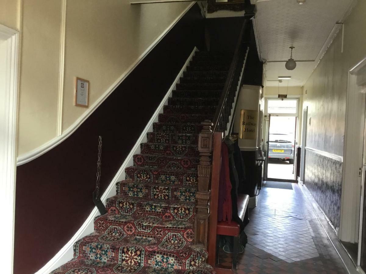Railway Hotel Faversham Eksteriør billede